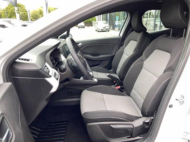 Renault Clio image 1