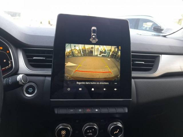 Renault Captur image 2