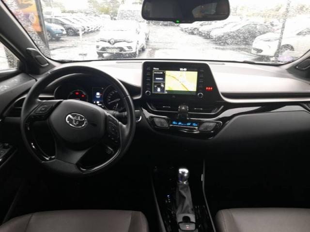 Toyota C-Hr image 9