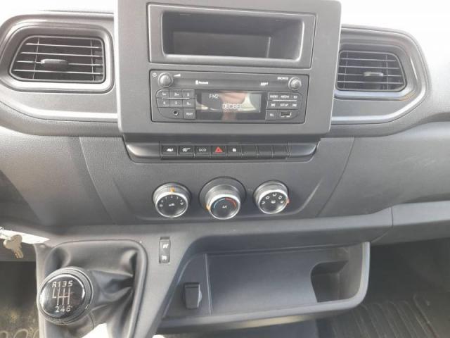 Renault Master image 6