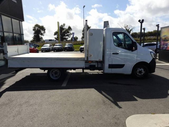 Renault Master image 2