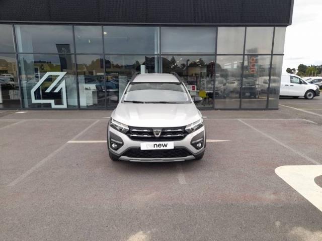 Dacia Jogger image 1