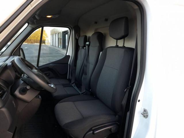 Renault Master image 4