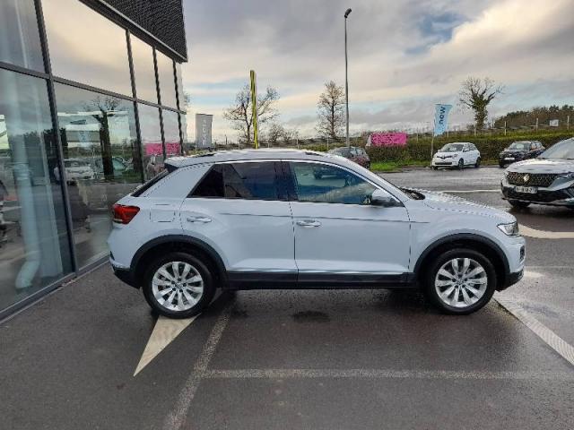 Volkswagen T-Roc image 9