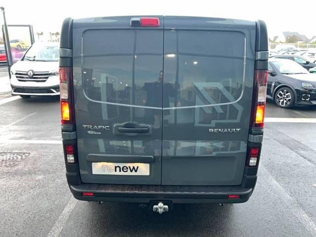 Renault Trafic image 2
