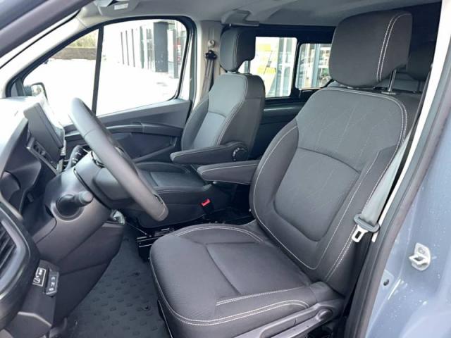 Renault Trafic image 8