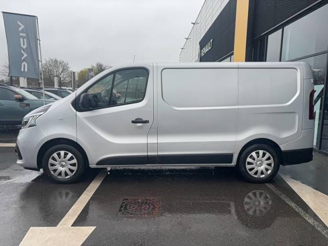 Renault Trafic image 1