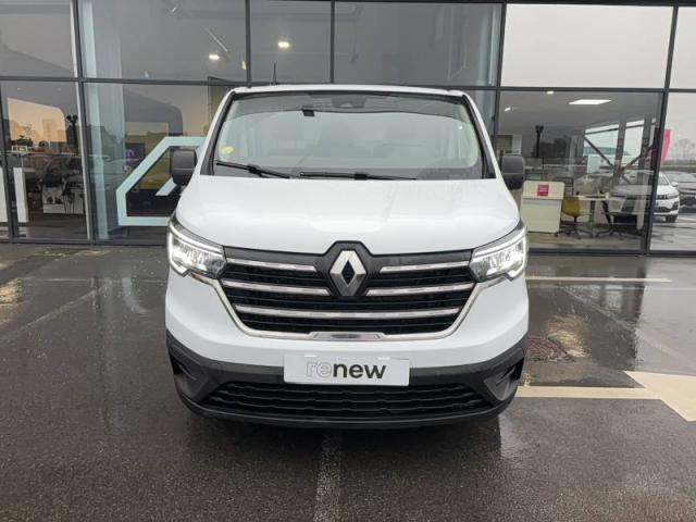 Renault Trafic image 1