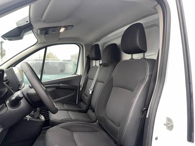 Renault Trafic image 4