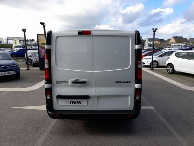 Renault Trafic image 9