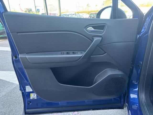 Renault Captur image 9