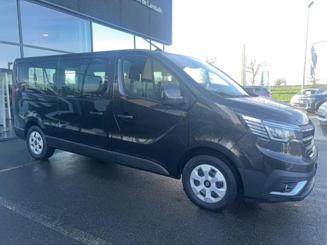 Renault Trafic image 2