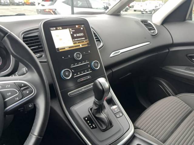 Renault Grand Scénic image 2