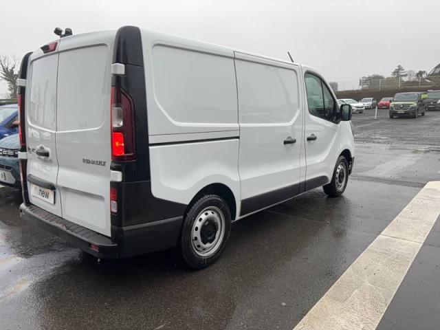 Renault Trafic image 2