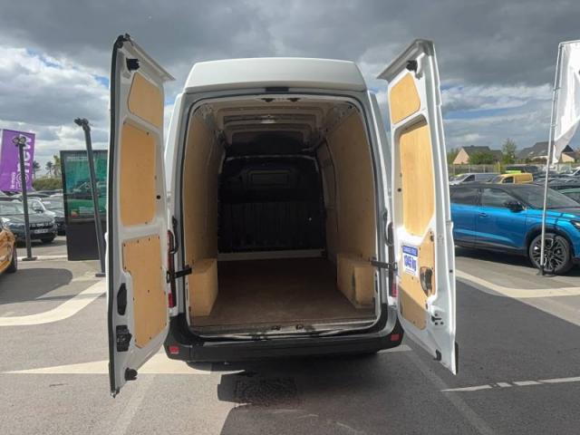 Renault Master image 4
