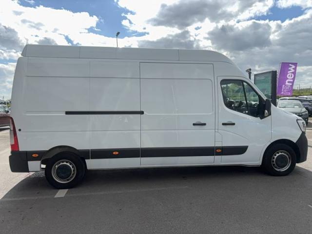 Renault Master image 8