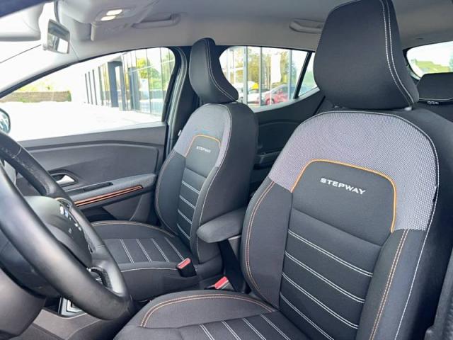 Dacia Sandero image 2