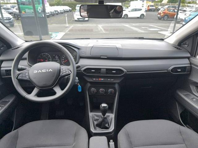 Dacia Sandero image 3