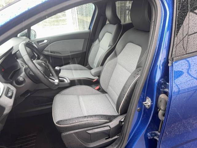 Renault Clio image 2