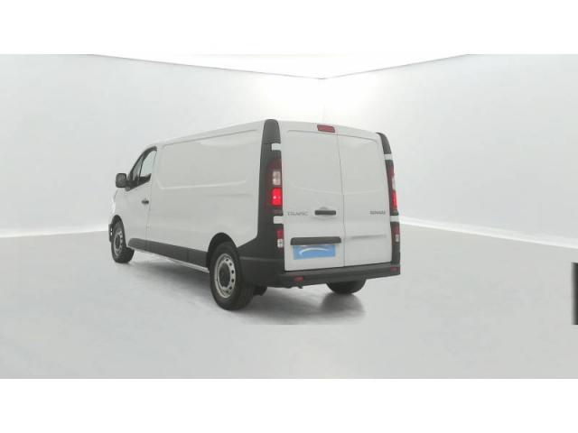 Renault Trafic image 9