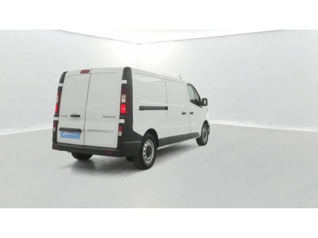 Renault Trafic image 1
