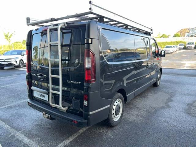 Renault Trafic image 2