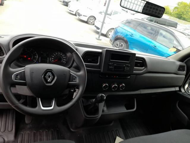 Renault Master image 3