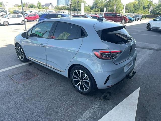 Renault Clio image 2