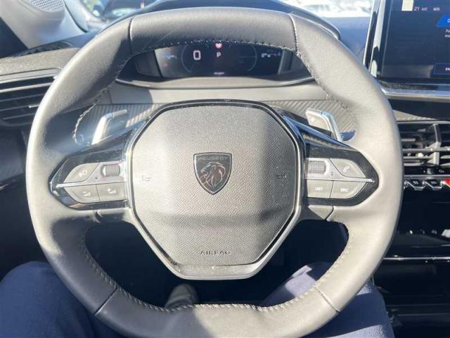 Peugeot 208 image 3