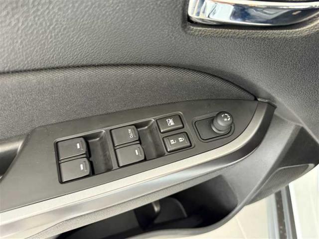 Suzuki Vitara image 8
