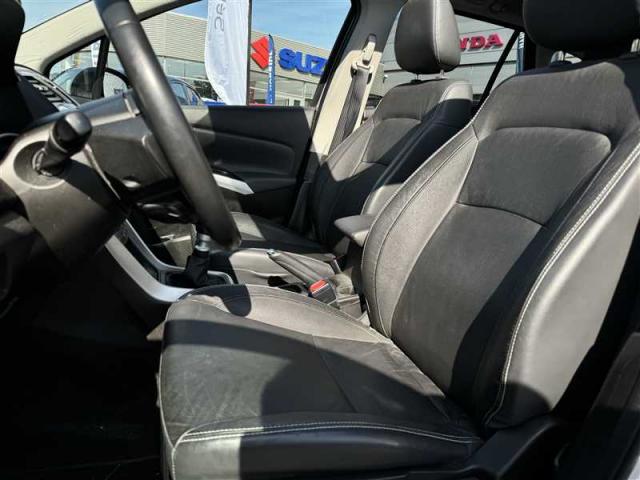 Suzuki S-Cross image 2