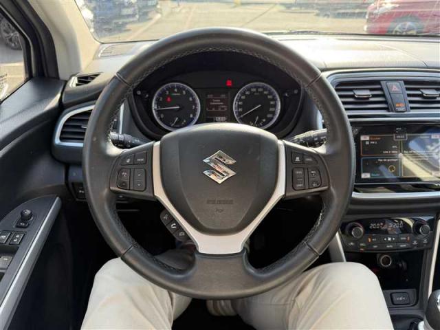 Suzuki S-Cross image 2