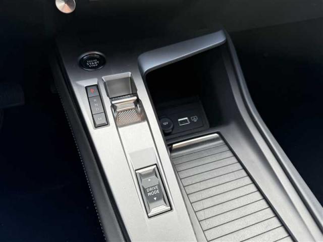 Peugeot 308 image 1