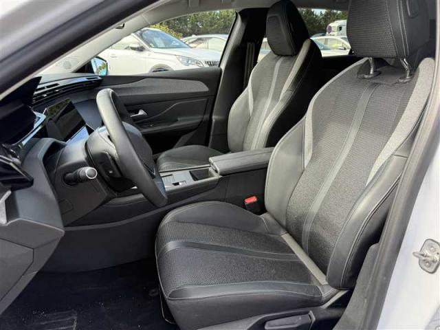 Peugeot 308 image 7