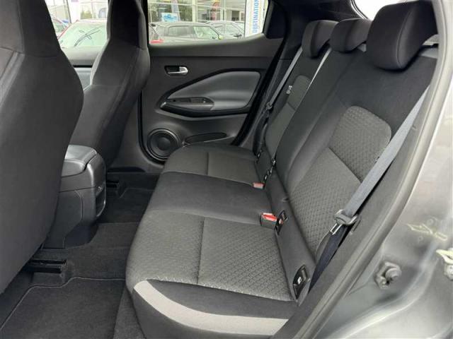 Nissan Juke image 9