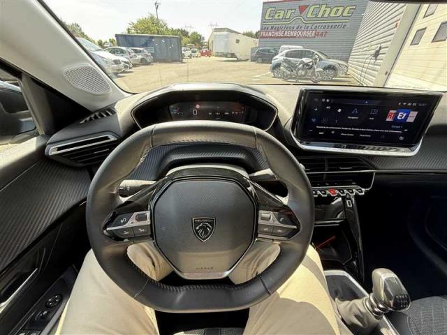 Peugeot 208 image 2