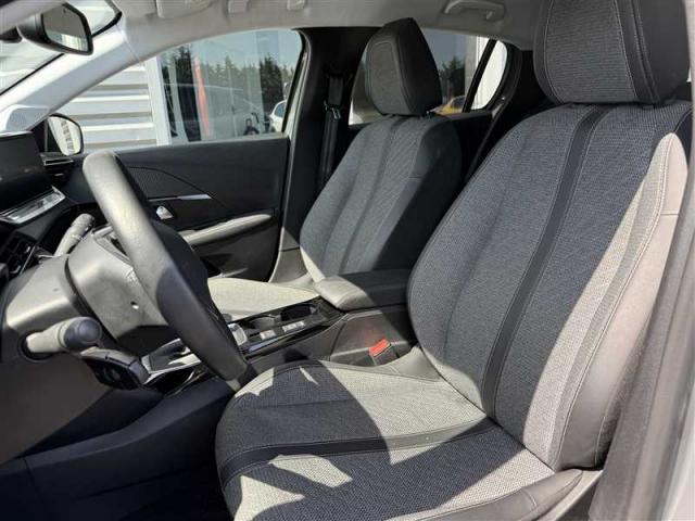 Peugeot 208 image 4