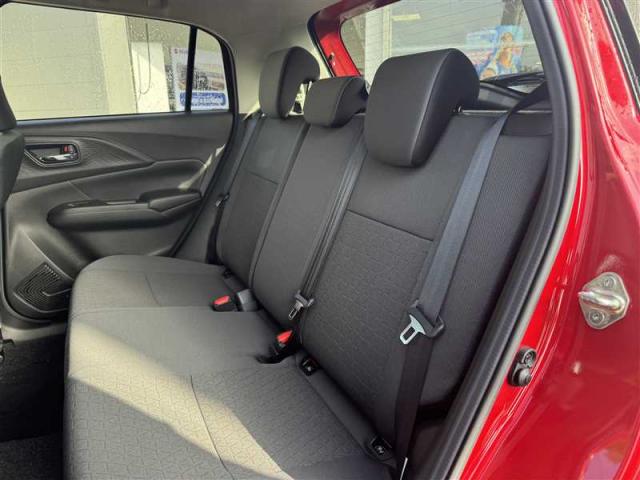 Suzuki Swift image 8