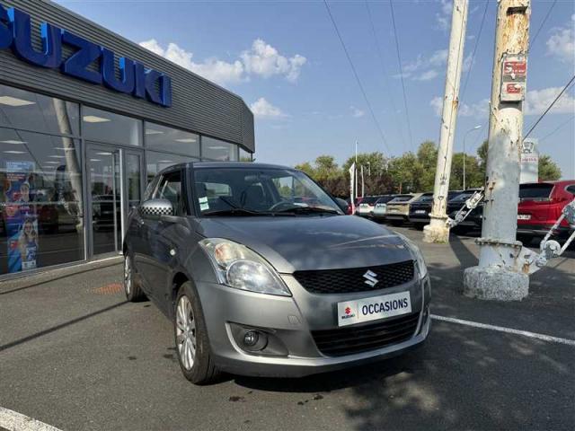 Suzuki Swift image 8