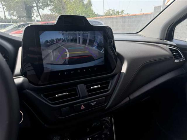 Suzuki S-Cross image 2