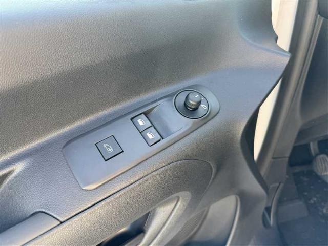 Peugeot Partner image 1