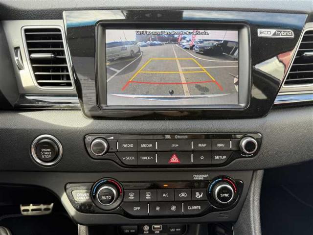Kia Niro image 9