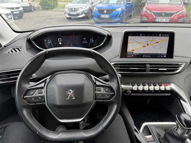 Peugeot 5008 image 2