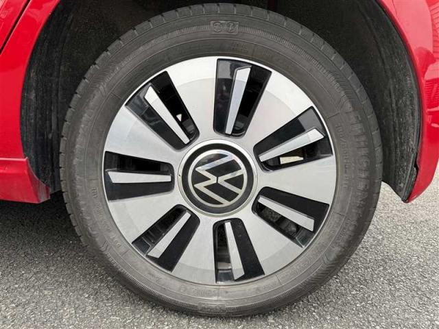 Volkswagen Up! image 8