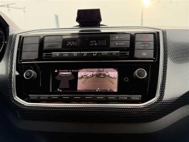 Volkswagen Up! image 2