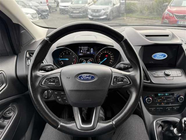 Ford Kuga image 7