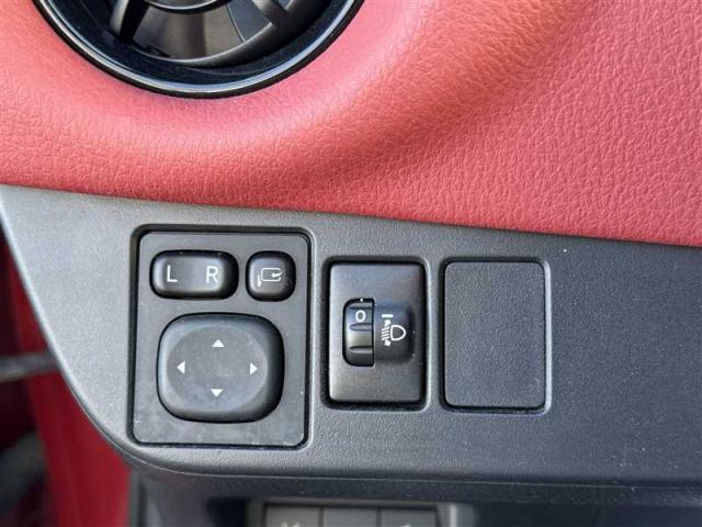 Toyota Yaris image 9