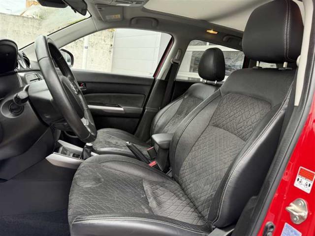 Suzuki Vitara image 5