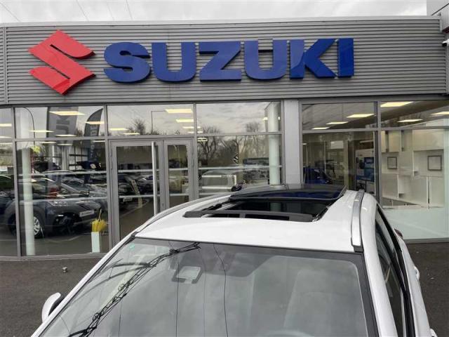 Suzuki Vitara image 1