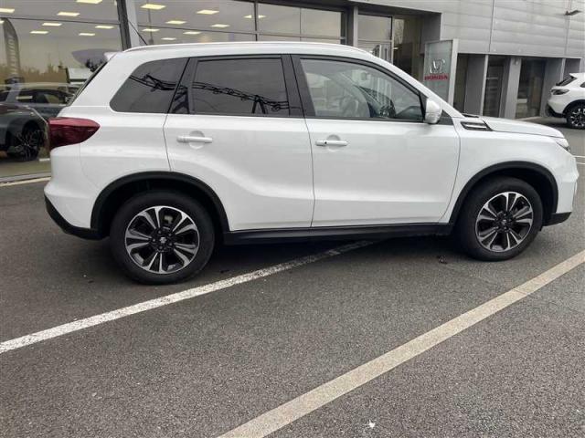 Suzuki Vitara image 7